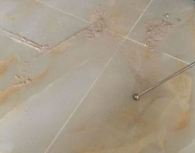 张店瓷砖空鼓维修公司分享粘合剂选择不当在瓷砖铺贴过程中可能导致以下问题